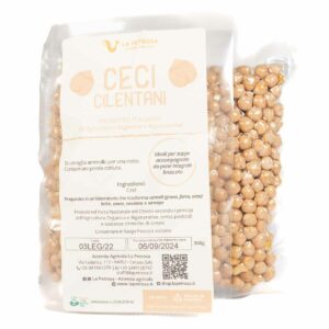 Ceci cilentani coltivati artigianalmente secondo agricoltura Organica e Rigenerativa dall'azienda Agricola La Petrosa