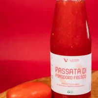 Passata Di Pomodoro Prodotto Dell'azienda Agricola La Petrosa Da Pomodori Coltivati Nel Cilento Da Agricoltura Auto Rigenerativa